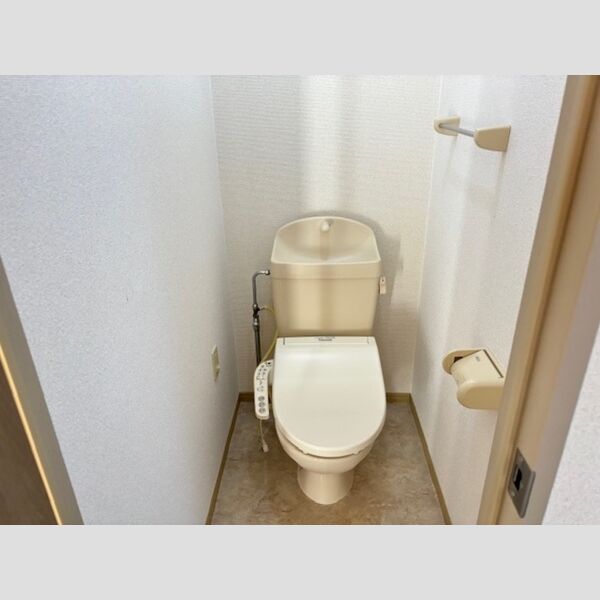 トイレ (温水洗浄暖房便座)