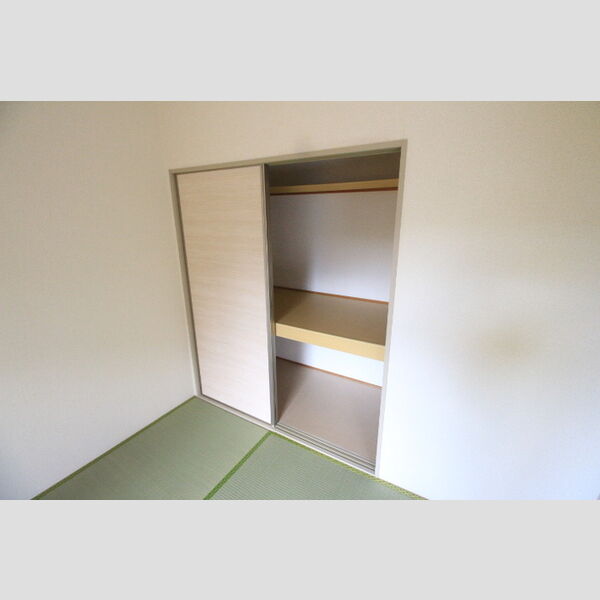 その他 (A102　和室収納)