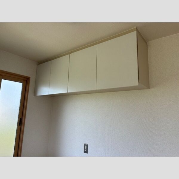 キッチン (吊戸棚)