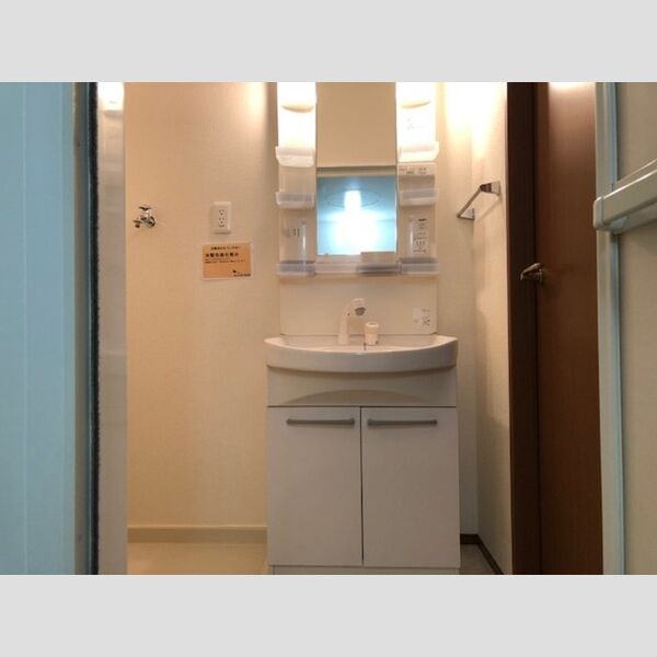 洗面所 (C107　洗髪洗面化粧台)