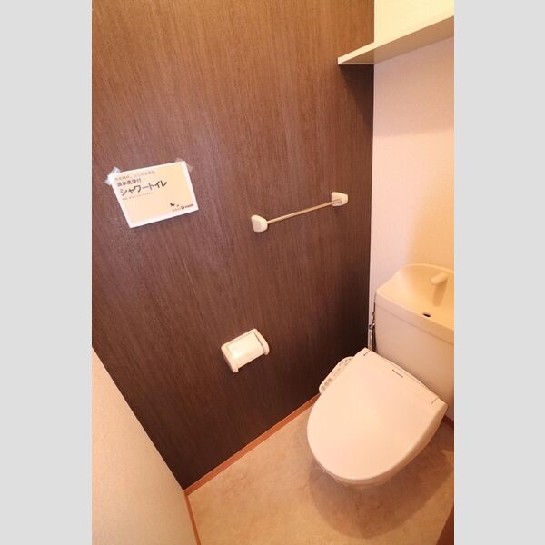 トイレ (102 温水洗浄暖房便座)