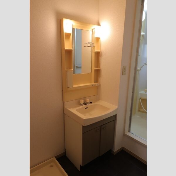 洗面所 (B105　洗面台)