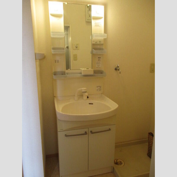 洗面所 (洗髪洗面化粧台)