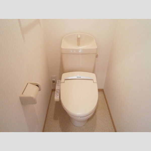 トイレ (温水洗浄暖房便座)