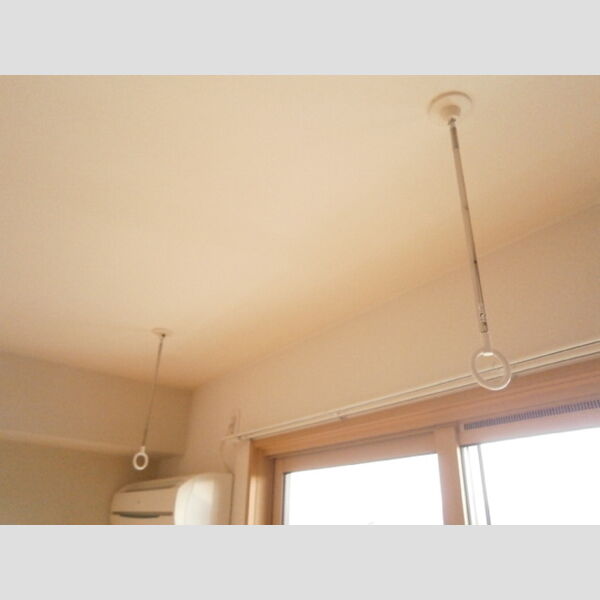 その他設備 (室内物干金物)