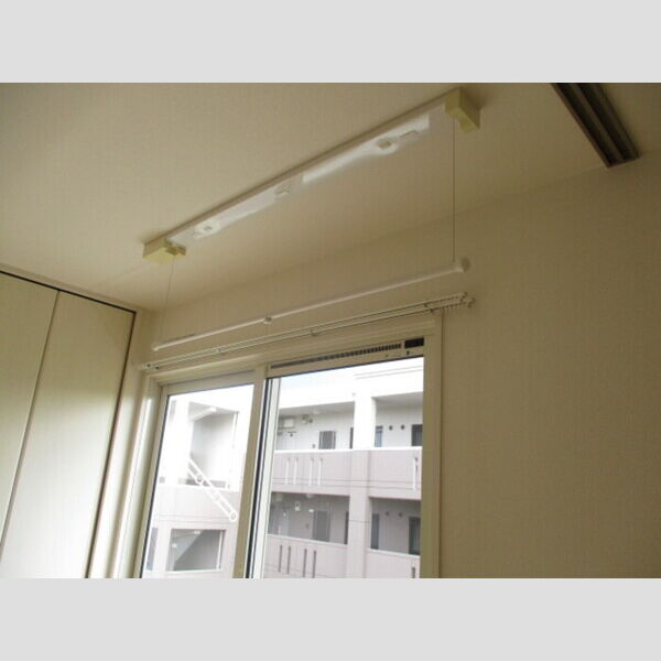 その他 (室内物干し)