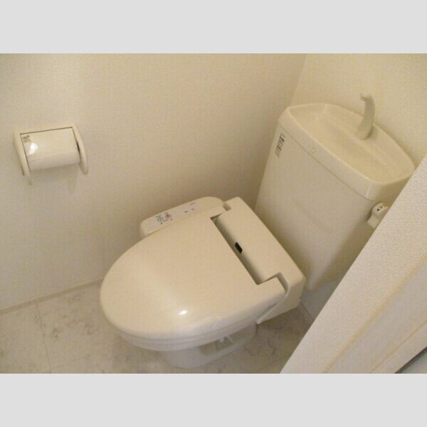 トイレ (温水洗浄便座)