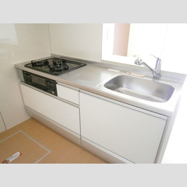 キッチン (3口コンロ付きカウンターキッチン)