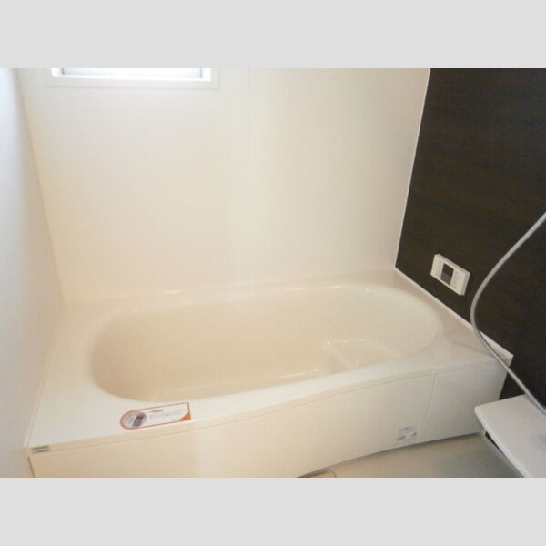 バス (追い焚き機能付き浴室)