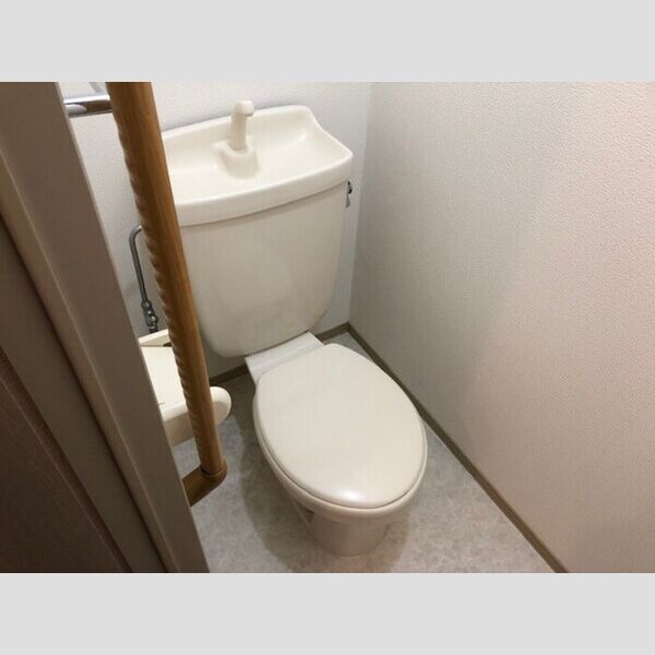 トイレ (206トイレ)