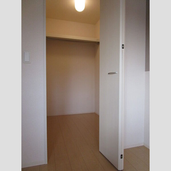 収納 (クローゼット)