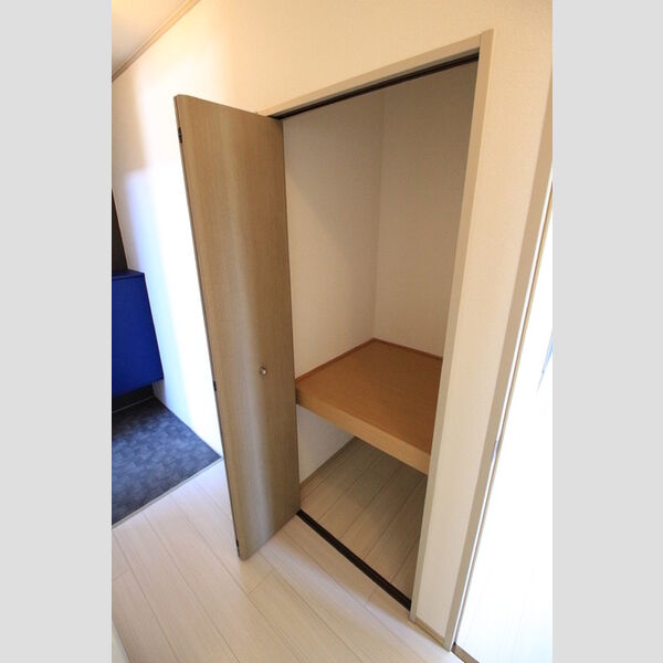 その他 (通路　収納)