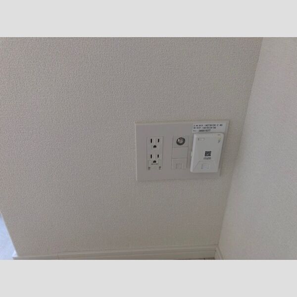 その他 (702wifi)