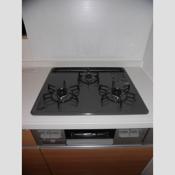 キッチン (3つ口コンロ)