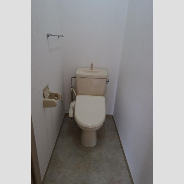 トイレ (202トイレ)