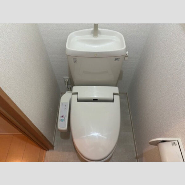 トイレ (温水洗浄暖房便座)