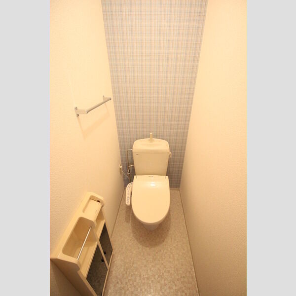 トイレ (温水洗浄暖房便座)