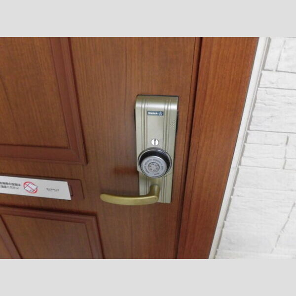 玄関 (玄関カードキー)