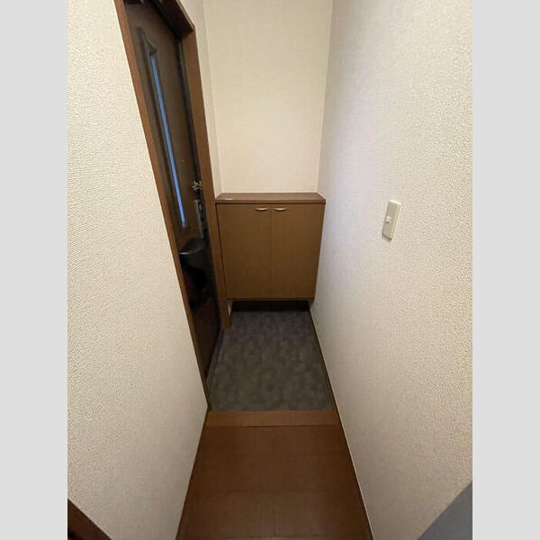 玄関 (207 玄関)