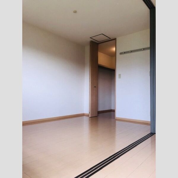 その他 (202　洋室)