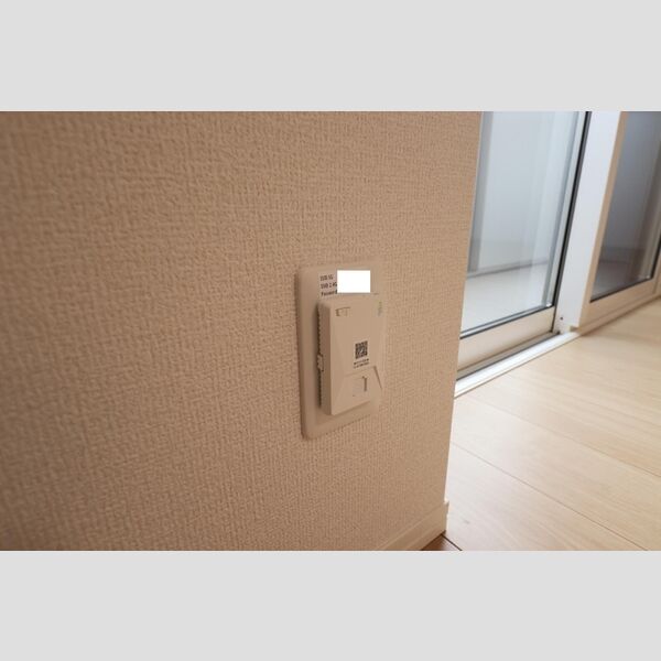 その他 (205　LANコンセント)