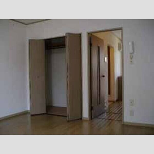 居室・リビング (アゼリアコート居室)