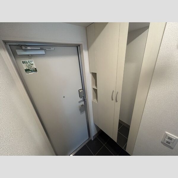 玄関 (101　玄関)