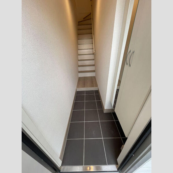 玄関 (206 玄関)