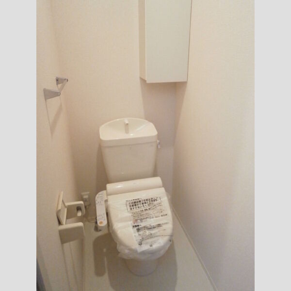 トイレ (温水洗浄暖房便座)