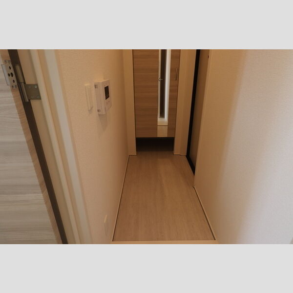 玄関 (301　玄関)