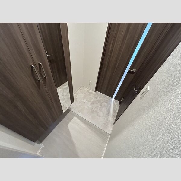 玄関 (303　玄関)