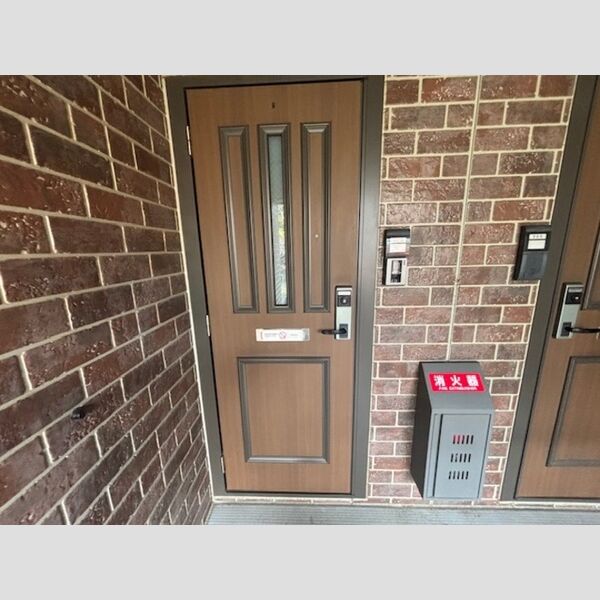 その他 (A203号室　玄関ドア)