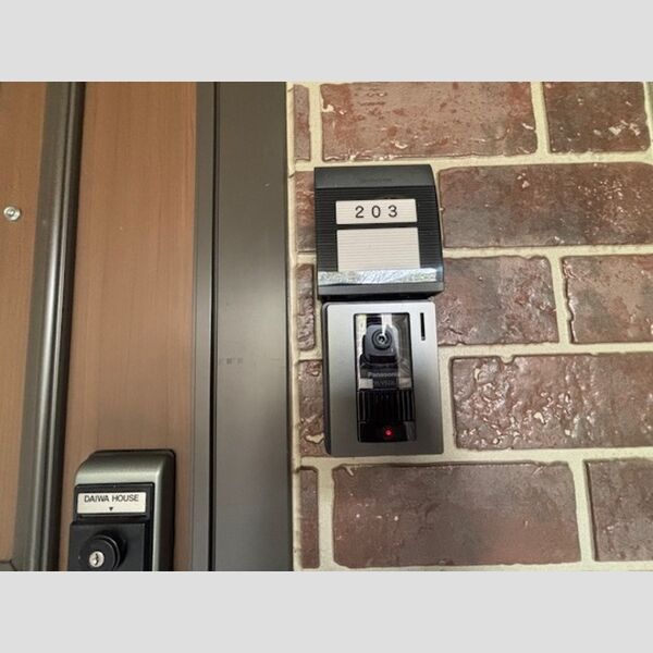 その他 (A203号室　モニタ付インターホン)