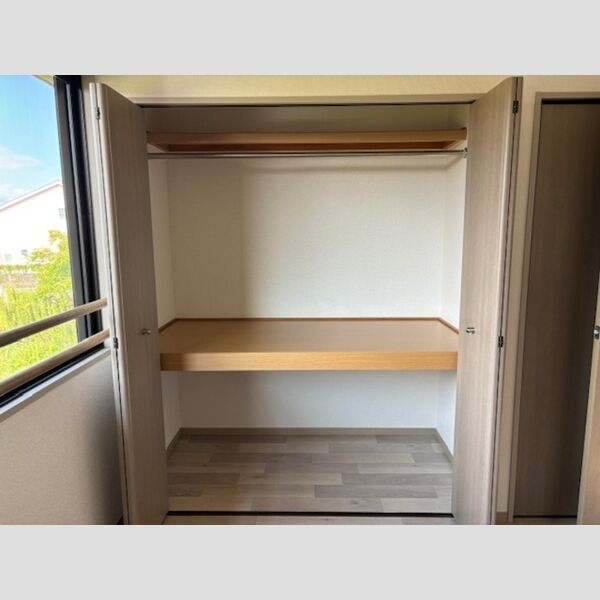 その他 (202号室　物入)