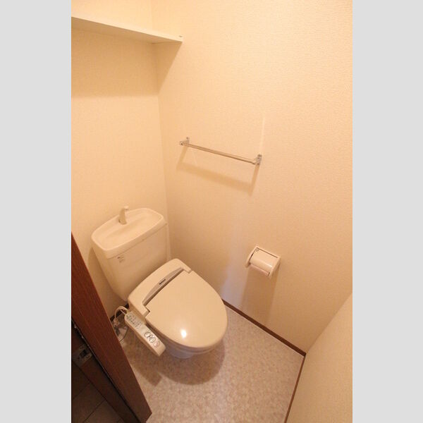 トイレ (温水洗浄暖房便座)