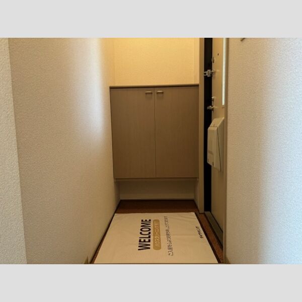 その他 (201号　玄関)