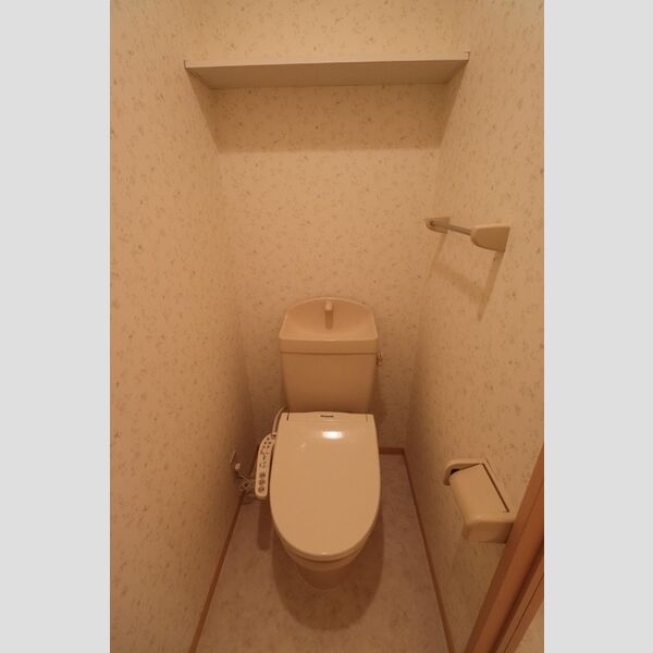 トイレ (102トイレ)