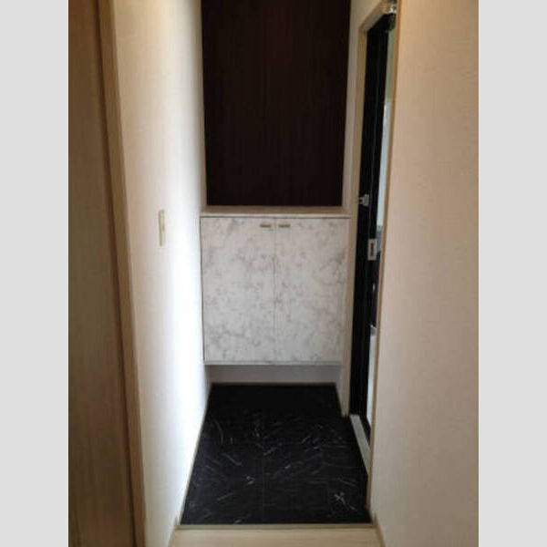 玄関 (玄関(A206))