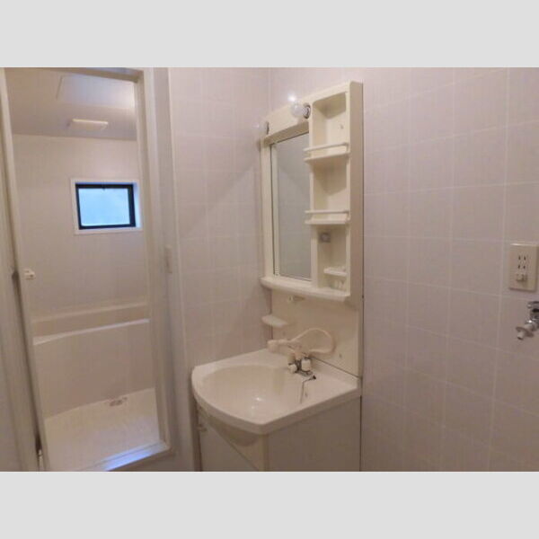 洗面所 (洗髪洗面化粧台)