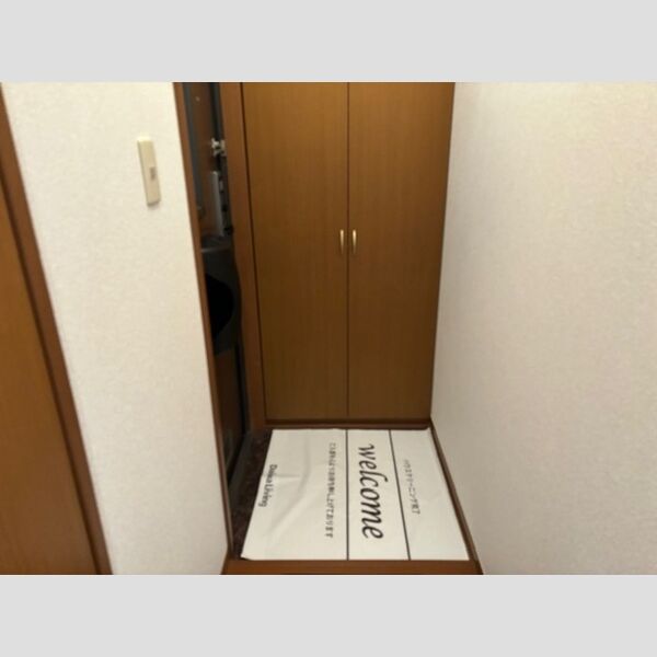 玄関 (玄関)