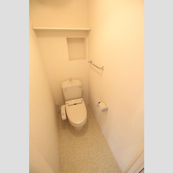 トイレ (102　温水洗浄暖房便座)