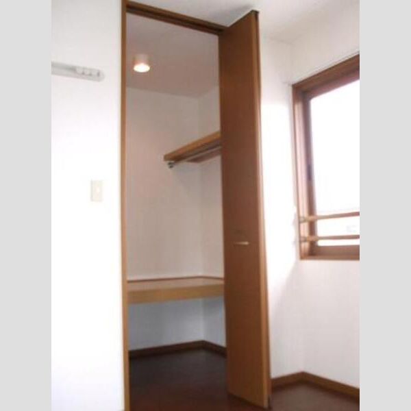 収納 (ウォークインクローゼット)