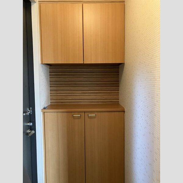 玄関 (玄関)