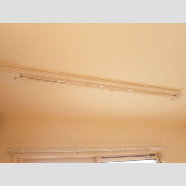 その他設備 (室内物干金物)