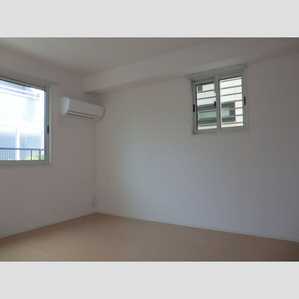 その他 (洋室(エアコン付き))