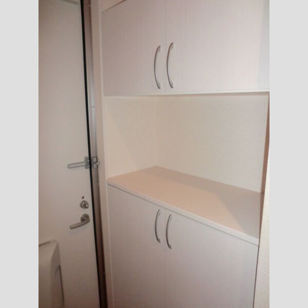 玄関 (シューズBOX)