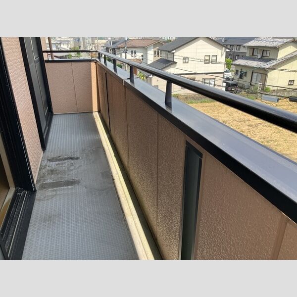 バルコニー・ベランダ (バルコニー)