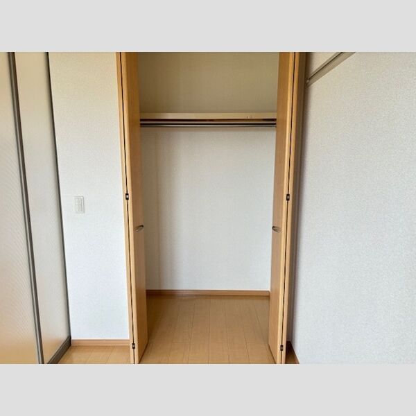 収納 (クローゼット)