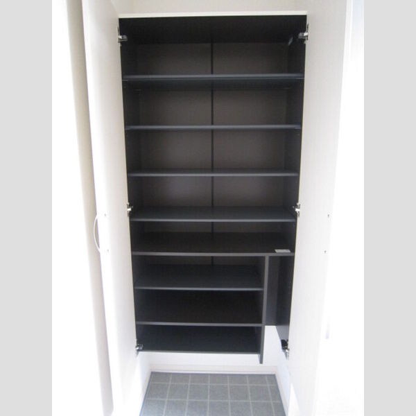 玄関 (シューズBOX)