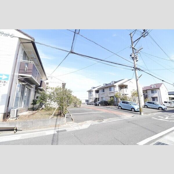 駐車場 (グランディール行橋　駐車場)